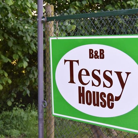 Casa Vacanza E Per Lavoro Tessyhouse สปิเนอา ภายนอก รูปภาพ