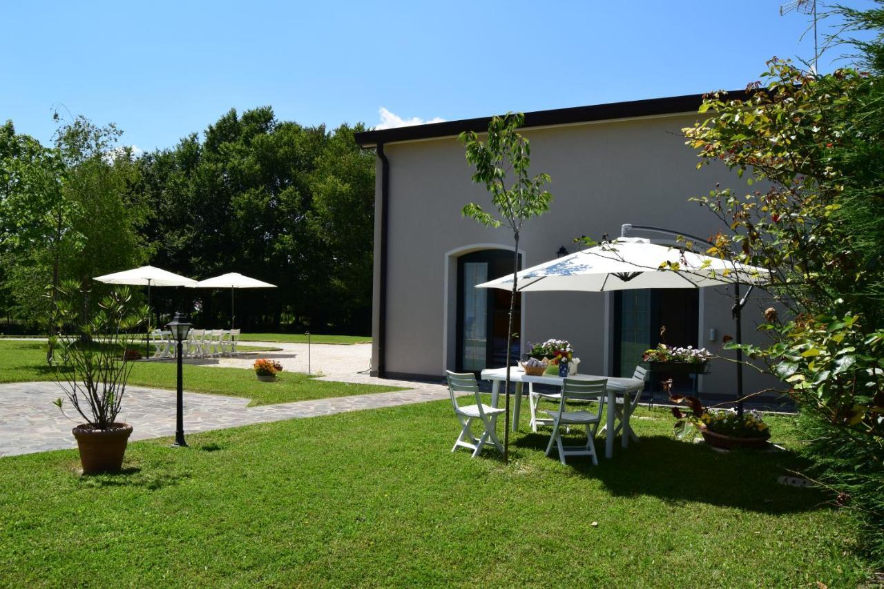 Casa Vacanza E Per Lavoro Tessyhouse สปิเนอา ภายนอก รูปภาพ